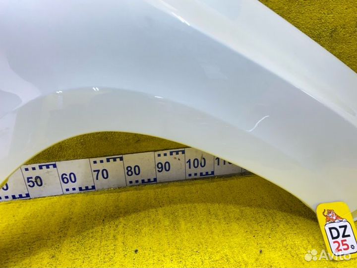 Крыло переднее правое Toyota Land Cruiser Prado