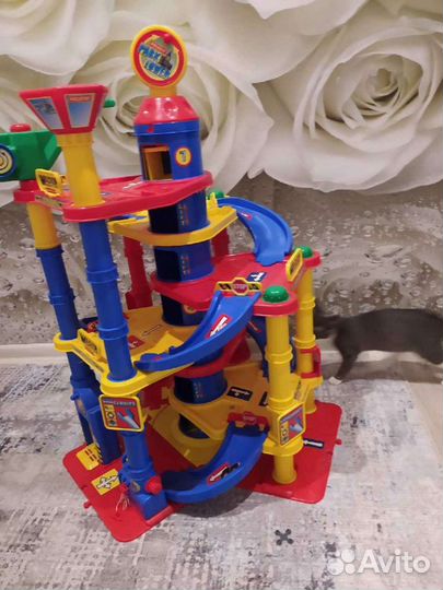 Парковка Полесье и почти метр высотой