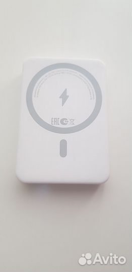 Повербанк с беспроводной зарядкой