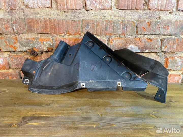 Защита днища кузова правая Bmw X5 E70 N52B30 AF