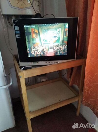 Пеленальный столик