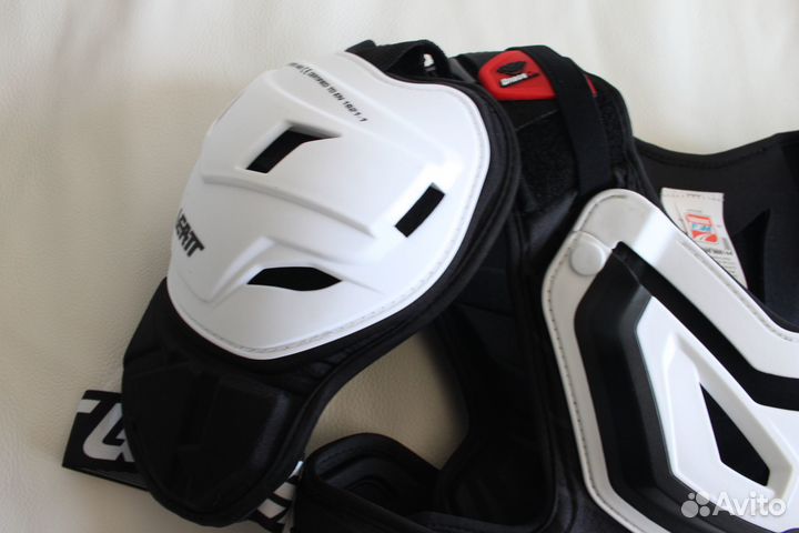 Кроссовый Панцирь Leatt Chest Protector 5.5 Pro HD