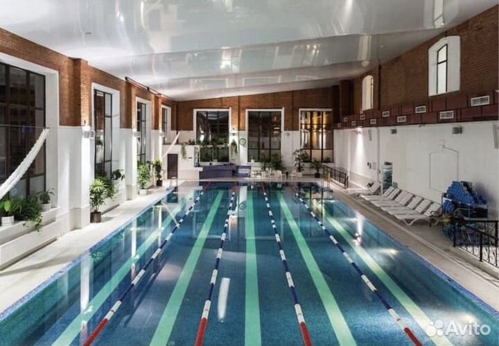 Тренер по плаванию