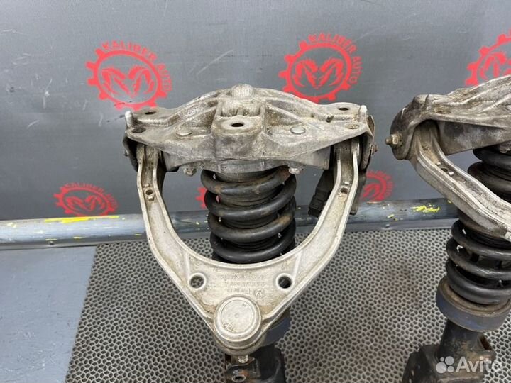 Стойки амортизаторы передние Volkswagen Touareg