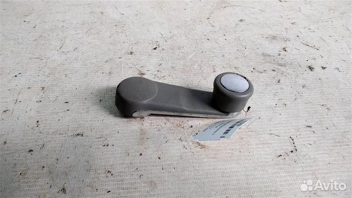 Ручка стеклоподъемника Audi A6 C4 94-97г