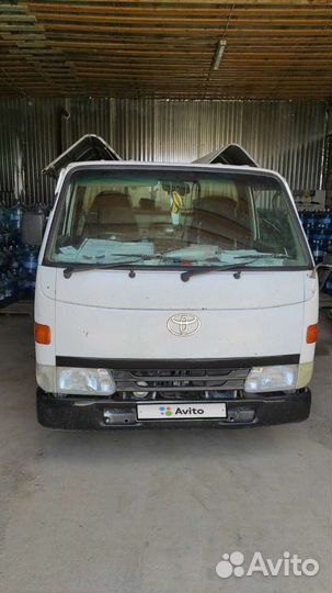 Toyota ToyoAce бортовой, 2000