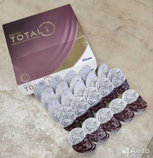 Линзы контактные однодневные 52 штуки