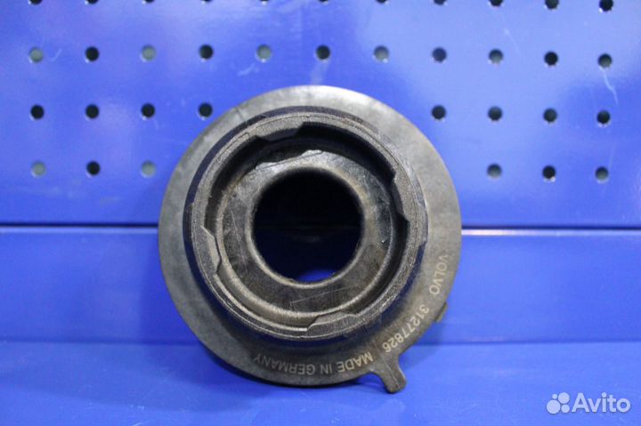 Опора амортизатора Volvo S80 31277826 пара