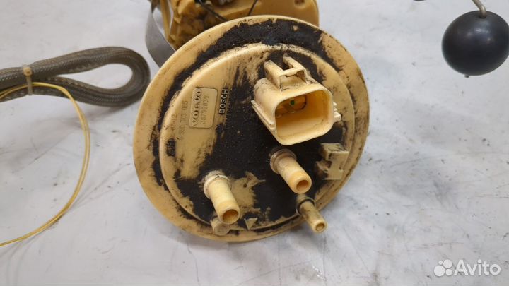 Насос топливный электрический Volvo XC90, 2002