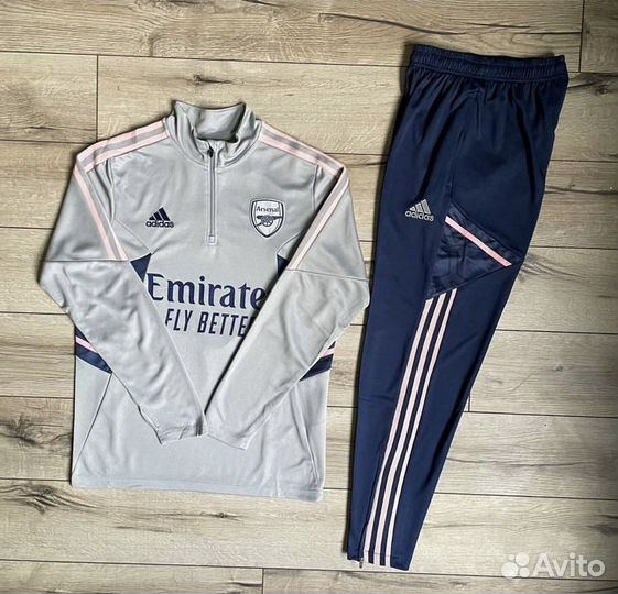 Футбольные костюмы