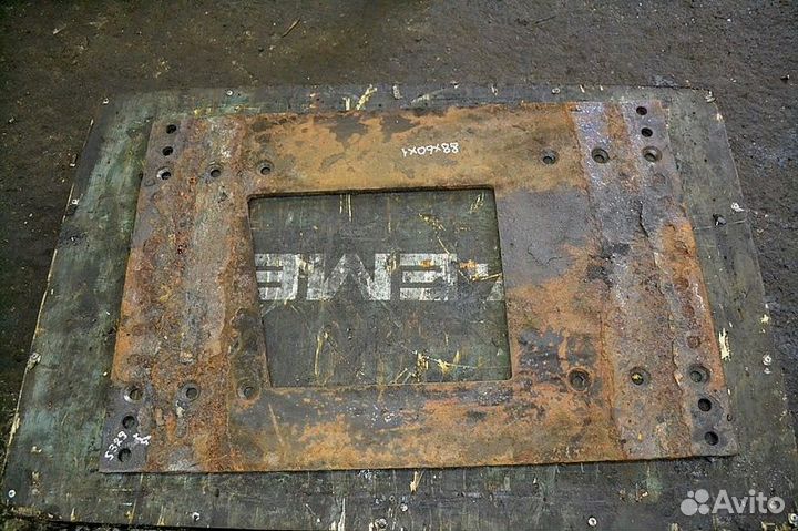 Пластина под сцепное устройство (седло) scania R-S