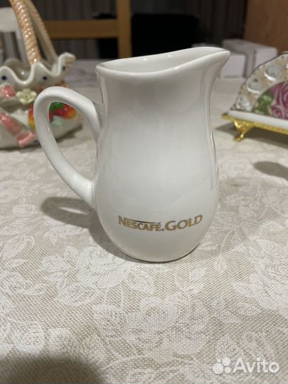 Салфетница, ваза,молочник