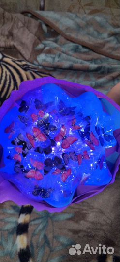 Букет из бабочек с подсветкой