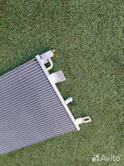 Радиатор кондиционера Audi A4 B9 2018