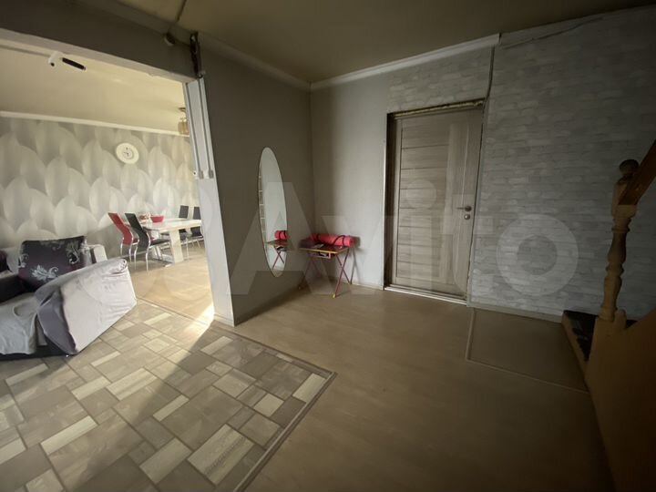 Дом 153 м² на участке 6 сот.