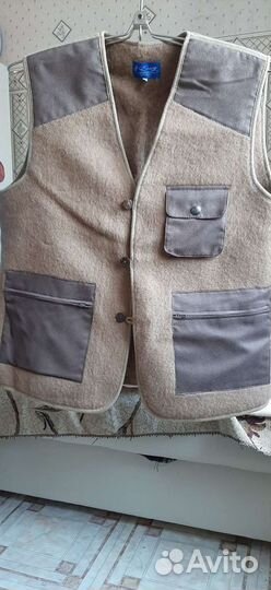 Жилет из верблюжей шерсти
