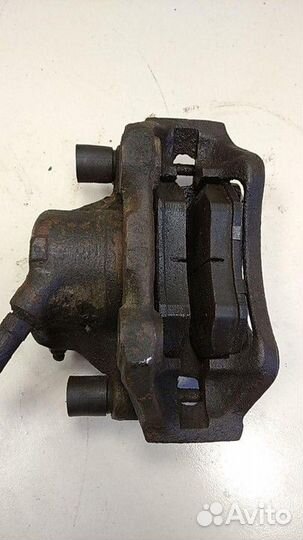 Суппорт передний левый Audi 80