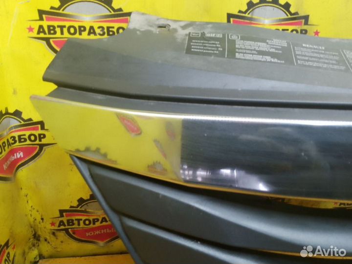 Решётка радиатора Renault Logan I рестайлинг