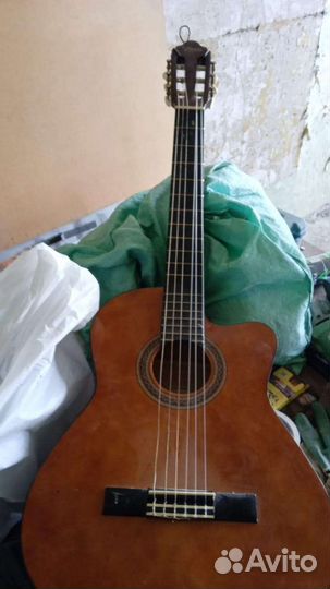 Гитара 6сти струнная