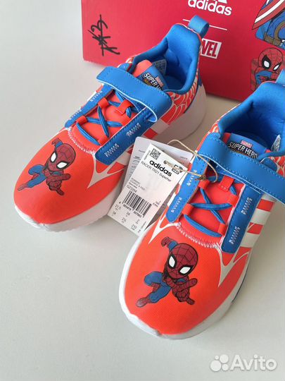 Кроссовки Adidas Marvel 34