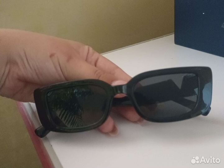 Солнцезащитные очки