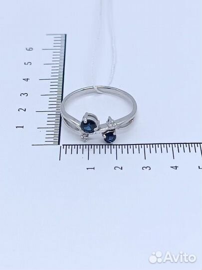 Золотое кольцо с бриллиантом 0р