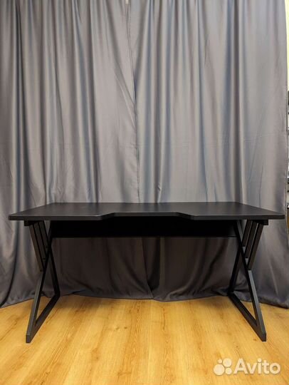 Игровой стол