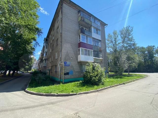 Файл:Ул. Октябрьская 13.JPG - Путеводитель Викигид Wikivoyage