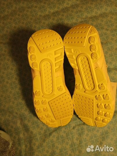 Кроссовки adidas