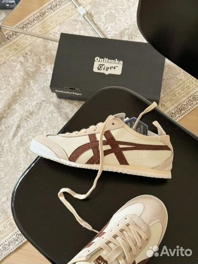 Asics Onitsuka Tiger Mexico 66 Tokuten женские