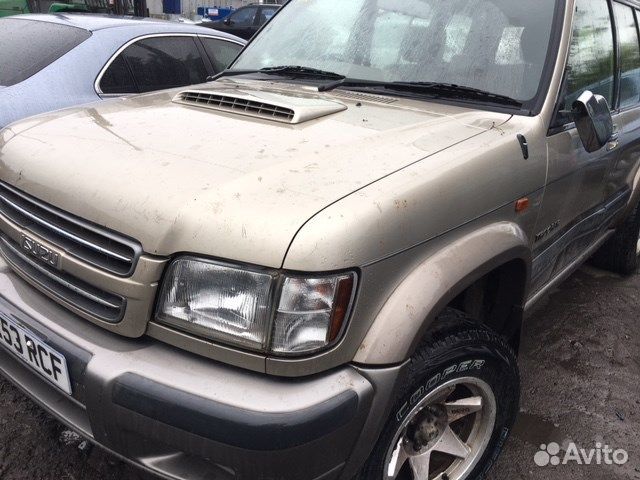 Разбор на запчасти Isuzu Trooper