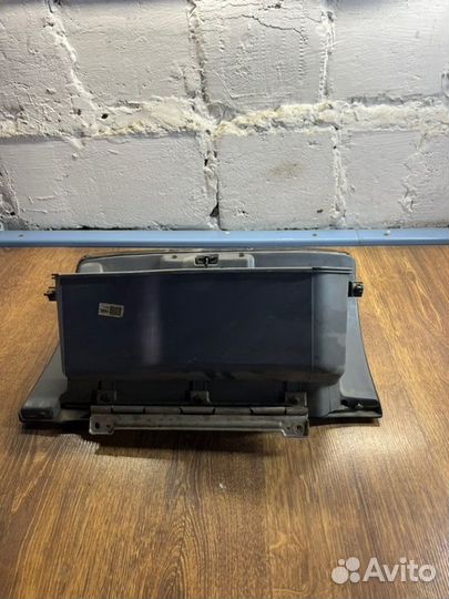 Бардачок Hyundai Accent G4EC4928610 2004