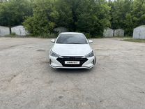 Hyundai Elantra 2.0 AT, 2020, 36 010 км, с пробегом, цена 2 250 000 руб.
