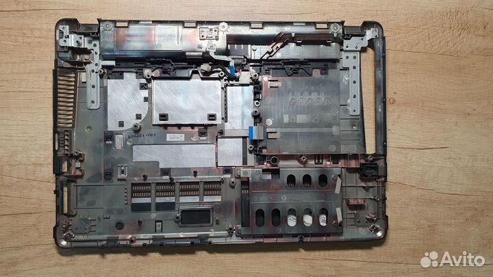 Б/у Нижняя часть корпуса- поддон HP ProBook 4530s