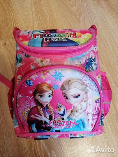 Рюкзак школьный