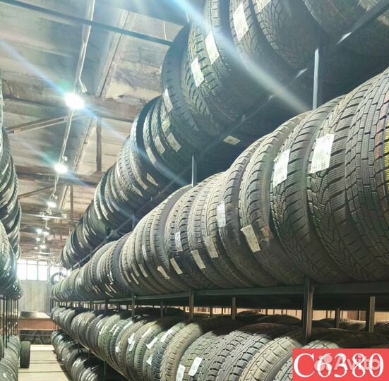 Goodyear EfficientGrip SUV 4x4 235/55 R19 105P