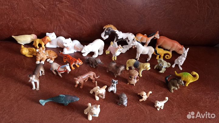 Коллекция фигурок животных