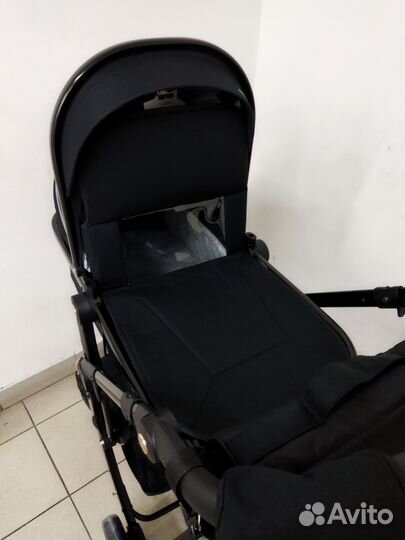 Новинка - коляска 3 в 1 Luxmom 601A с жёстким дном