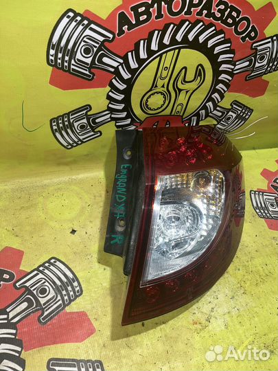 Фонарь задний правый Geely Emgrand X7