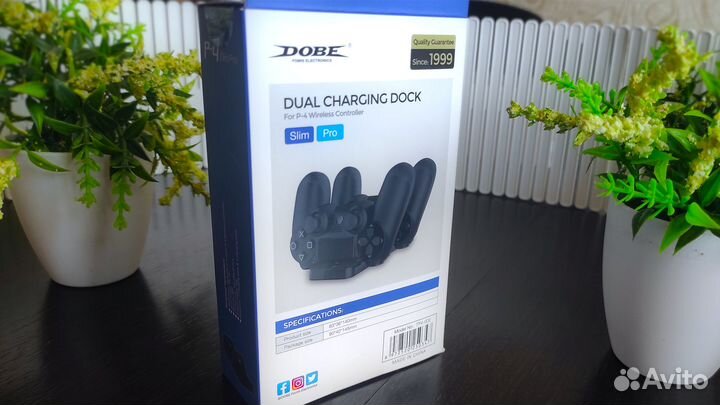Зарядная станция для джойстика контроллера PS4
