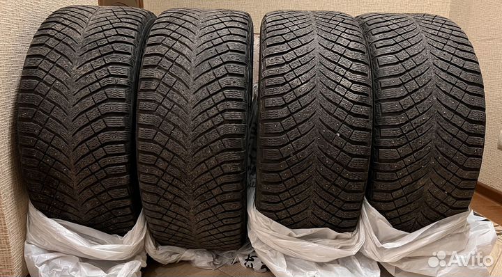 Michelin X-Ice North 4 SUV 275/40 R22 108