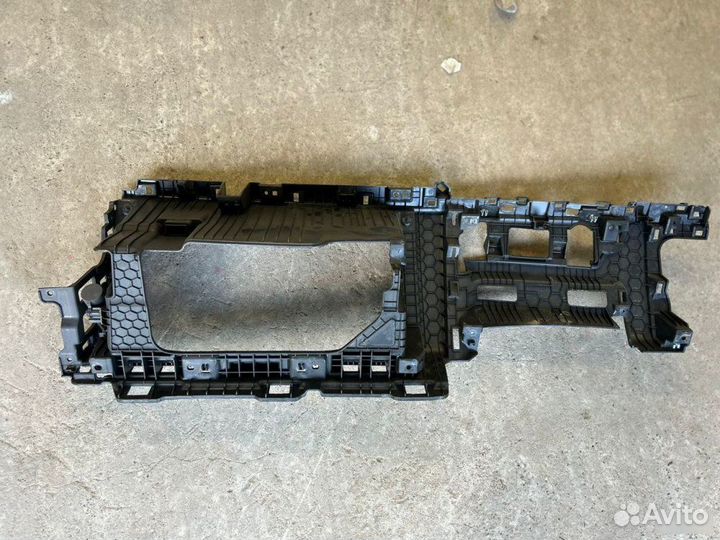 Накладка торпедо Kia K5 G4NA