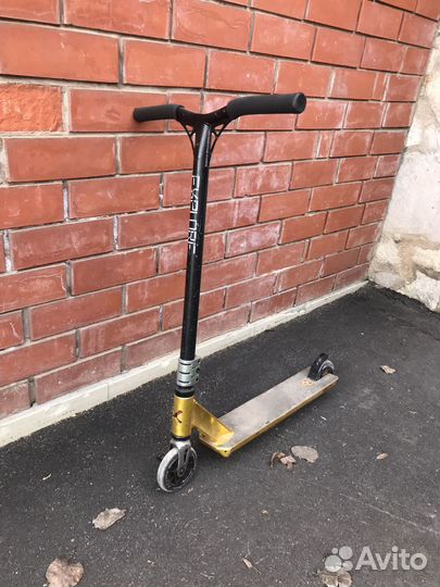 Трюковой самокат