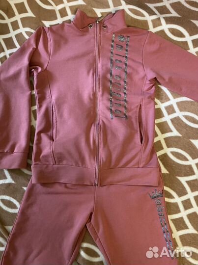 Спортивный костюм152р
