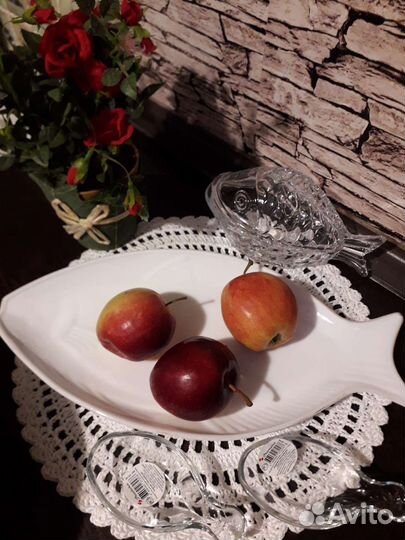 Икорница,блюдо,рыбы.от