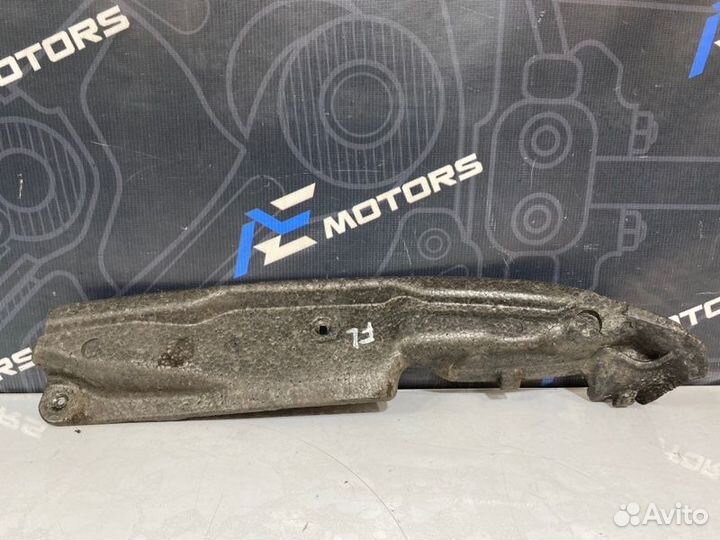 Пыльник крыла передний левый Audi A6 Allroad C5