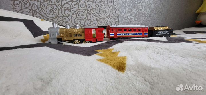 Железная дорога на батарейках