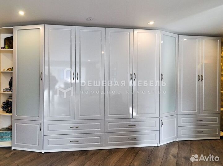 Встроенный шкаф