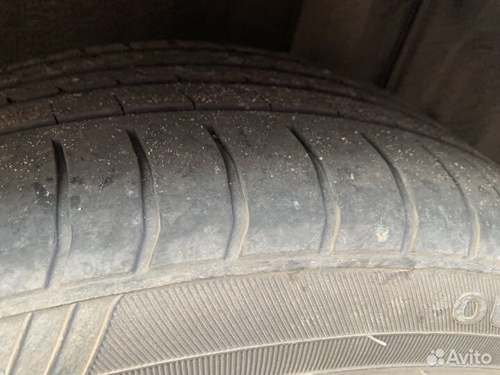 Winrun R330 215/55 R17