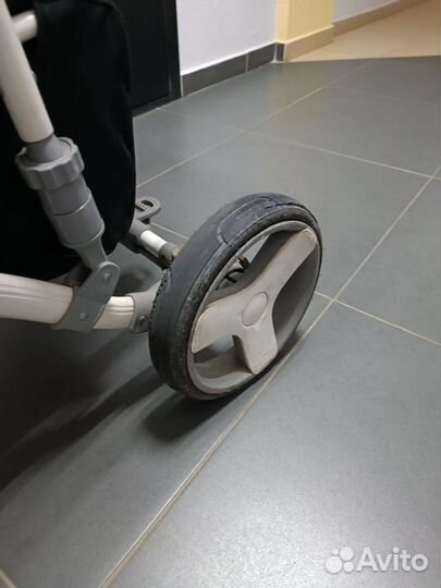 Детская коляска 0 - 12 месяцев